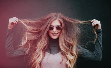 В пути на пункт выдачи Вайлдберриз