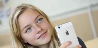 Интеграция «Сферума» в MAX: создание единой образовательной среды